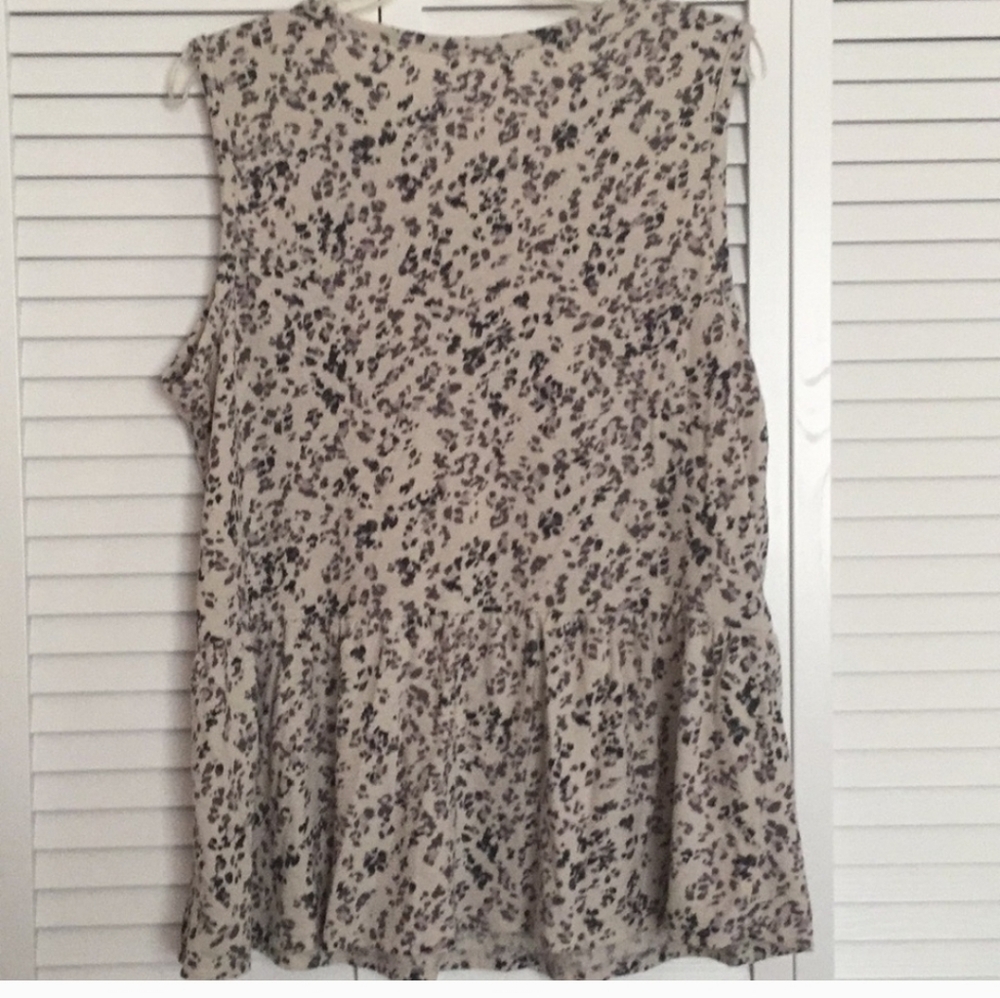 Lane Bryant Animal Print Peplum Sleeveless Tshirt